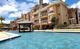 Residencial com piscina a apenas 150 metros da Praia dos Ingleses Lado Norte